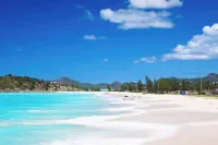 Luxury Villa-Sleeps 6-Private Pool Hoteles en 