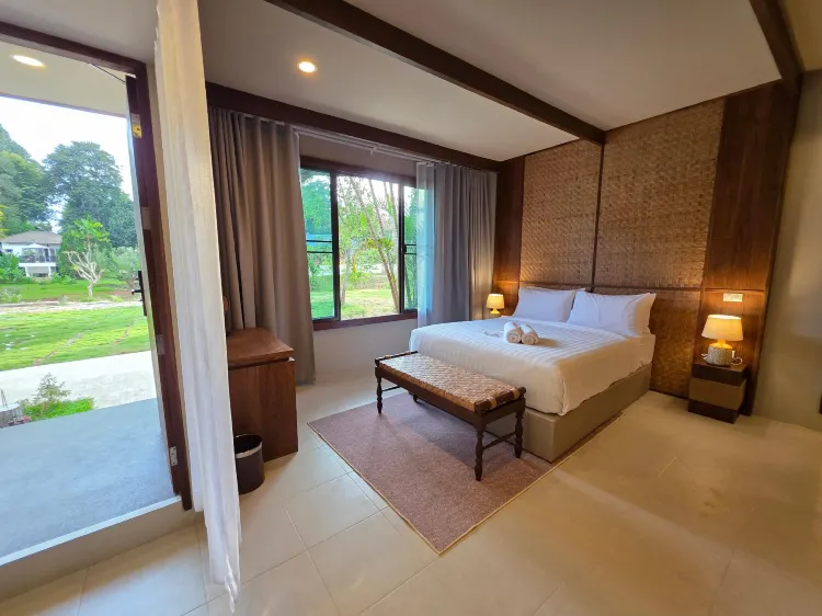 ห้องสวีทแม่น้ำ