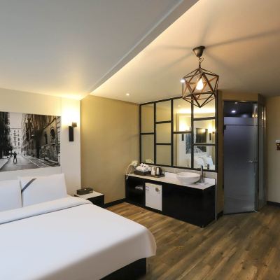 Deluxe Room A2 Hotel Designers Promo Code