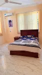 Entire First Floor With 3 En-suite Bedrooms Hotels in 