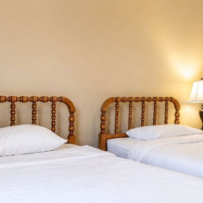 Cabin, 2 Bedrooms (West) Ruttger's Bay Lake Resort Promo Code