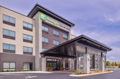 Holiday Inn Express & Suites OLATHE WEST by IHG Отели в г. 