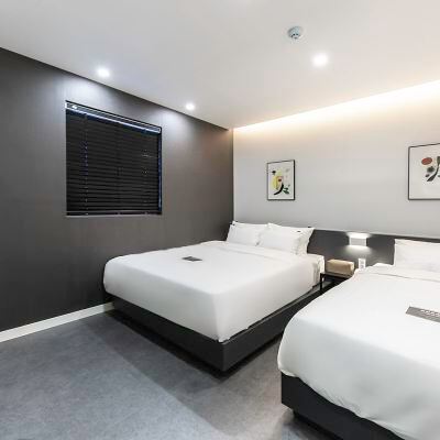 디럭스 트윈룸 호텔얌 포항문덕점 쿠폰