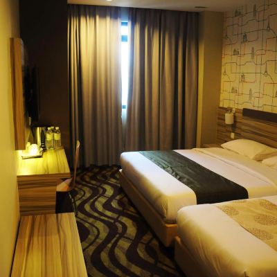 Deluxe Triple Room Kupon Hotel Zamburger Victory City