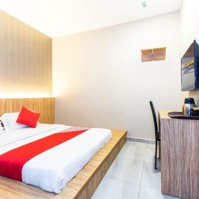 Bilik Double Standard Kupon OYO 340 Comfort Hotel