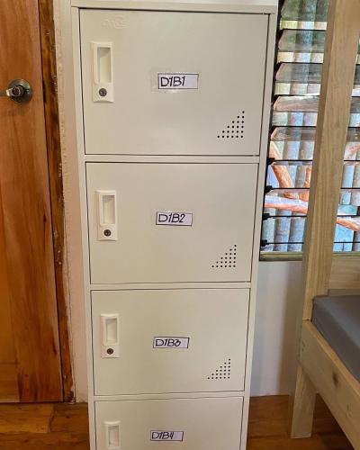 8床混合宿舍（床位）