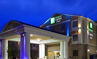Holiday Inn Express & Suites Waterloo - ST. Jacobs Area