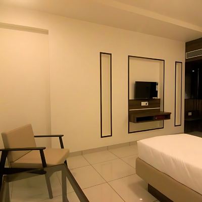 Deluxe Room Hotel Srijan Inn Promo Code