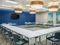 Element Hampton Peninsula Town Center Hotel di Hampton