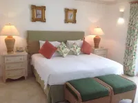 Holiday Home at 163 Port St Charles Hôtels à : 