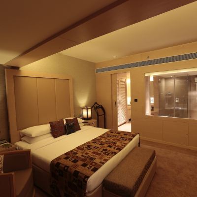 Uranus Premier Lagoon View Suite With Bath Tub And Private Balcony-King Bed Sahara Star Promo Code