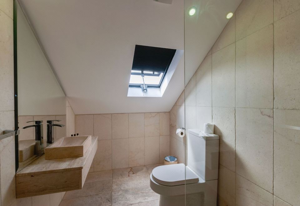 兩臥室頂樓公寓 - 帶梳化床