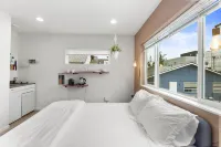 Ballard's Sweet Suites Hotel di 