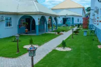 House 7 Resort Hotels in 