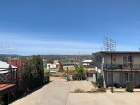 Crest Motor inn Hoteles en Queanbeyan