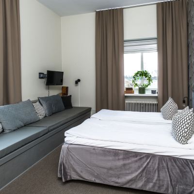 Superior Family Room 1 Double Bed 180 Cm And 2 Single Beds Stora Hotellet Markaryd Promo Code