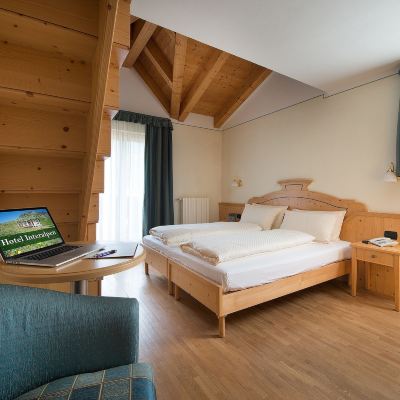 Standard Quadruple Room Hotel Interalpen Promo Code