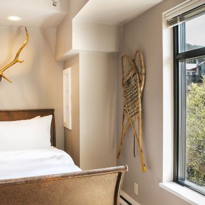 Suite 306, One Bedroom, Bronze Carleton Lodge Promo Code