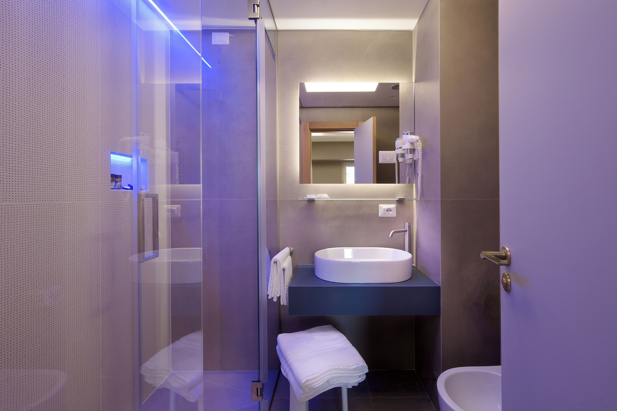 行政套房，一卧室，阳台，山脉景观（客厅，户外按摩浴缸）