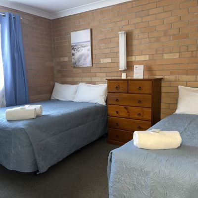 Basic Chalet, 2 Bedrooms Emu Beach Chalets Promo Code