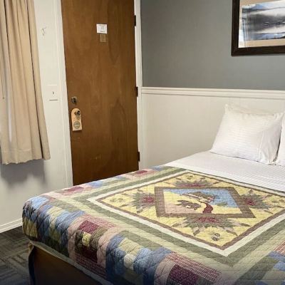 Guest Room Trail Lake Lodge Promo Code
