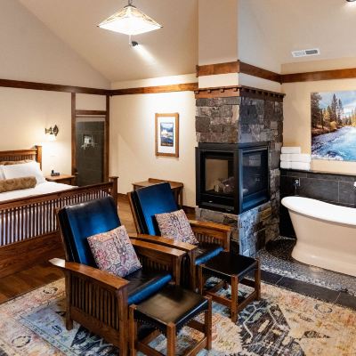 Serenity Cabin FivePine Lodge Promo Code