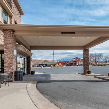 MainStay Suites Moab Near Arches National Park
