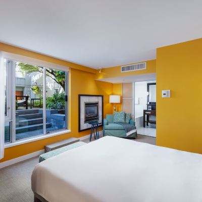 Secret Garden Queen Room Opus Hotel Promo Code
