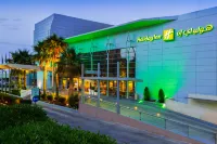 Holiday Inn KUWAIT SALMIYA by IHG Hotele w: 