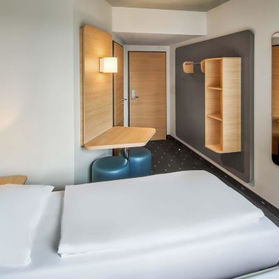 Twin Room B&B Hotel Frankfurt-West Promo Code