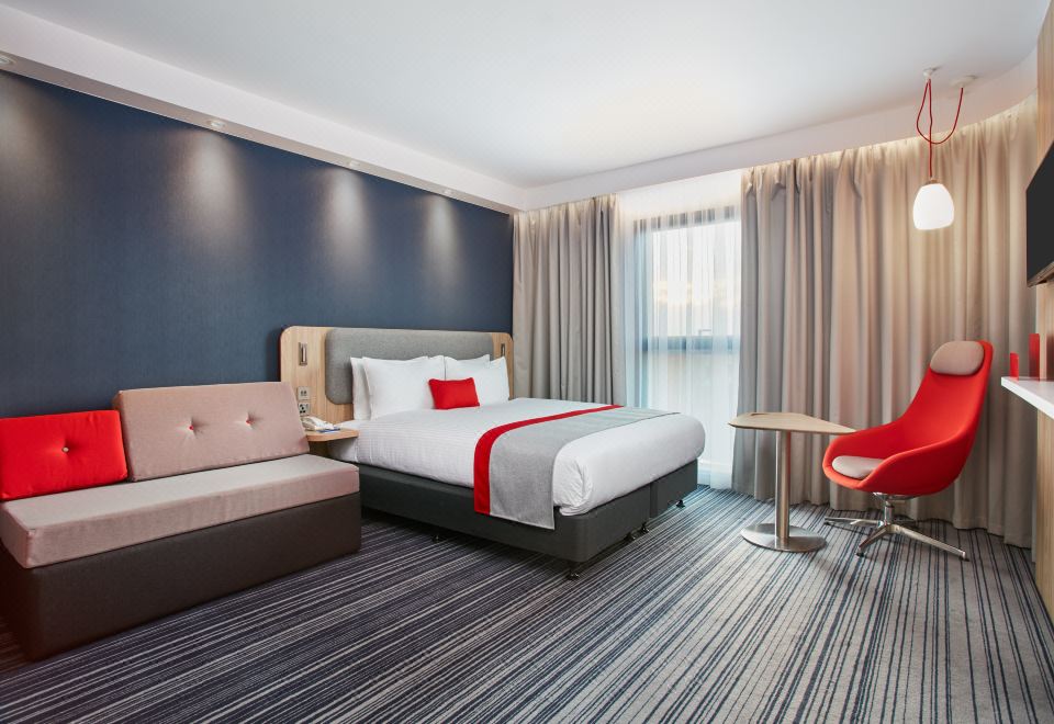 标准间 - 带双人床和梳化床