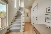Steps to Ocean: Luxe Family Home in Half Moon Bay!