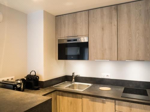 一室房（带沙发）