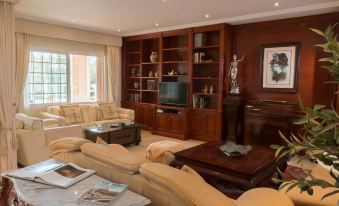Villa El Paso - Housity
