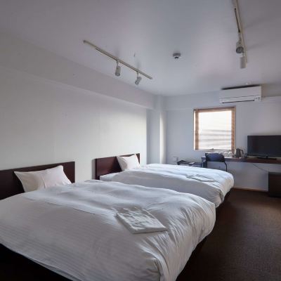 Twin Room 8 Hotel Chigasaki Promo Code