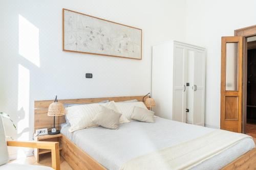 Grand Central 1845 - Meliora Apartments Apartment With Balcony