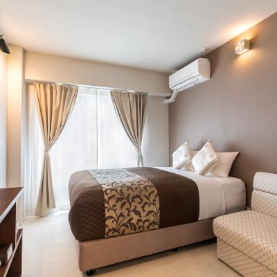 【本館】ダブルルーム ミスター金城ゴールデンキャッツ クーポン