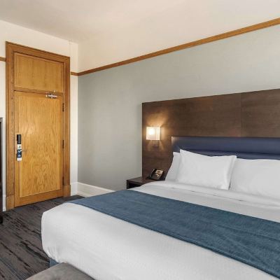 Superior Lake View Room, 1 King Bed, Non Smoking (Upgrade)