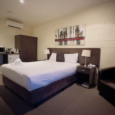 Deluxe Queen Room-No Pets Mildura Riverview Motel Promo Code