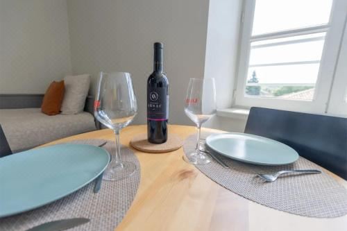 Syrah Superior Studio