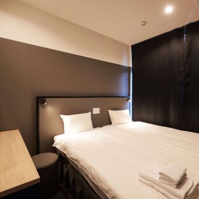 高級雙床間 那霸康斯坦特膠囊旅館及飯店優惠