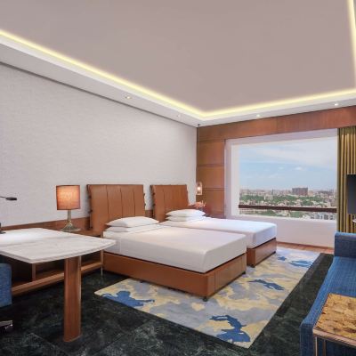 TWIN CLUB WITH POOL VIEW