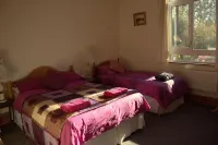 Penybryn Cottages Hotels in 