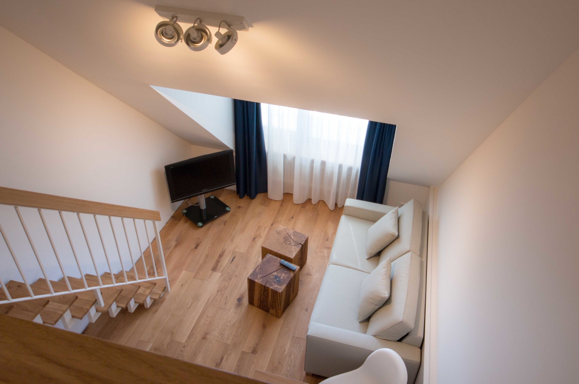 豪宅式小型套房