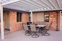 Bowen Motel