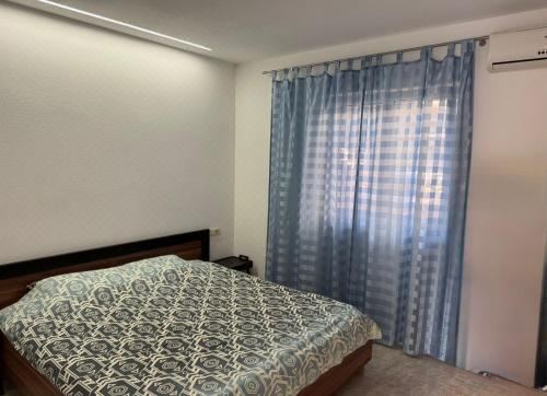 一卧室公寓（带阳台）