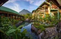 Arenal Observatory Lodge & Trails Hotel a 