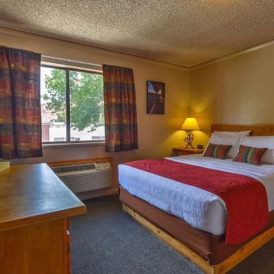 Standard Apartment, 2 Bedrooms, Kitchen Rustic Inn Promo Code