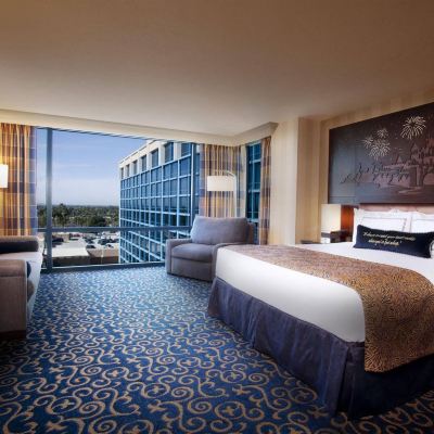 甄選景觀-無障礙浴缸選項（適合聽障人士）2張大床 迪士尼樂園酒店優惠