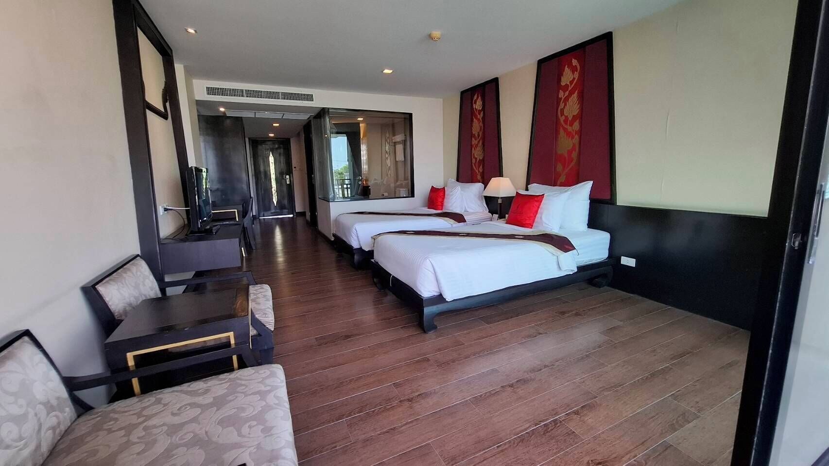 豪华双人海景双床房